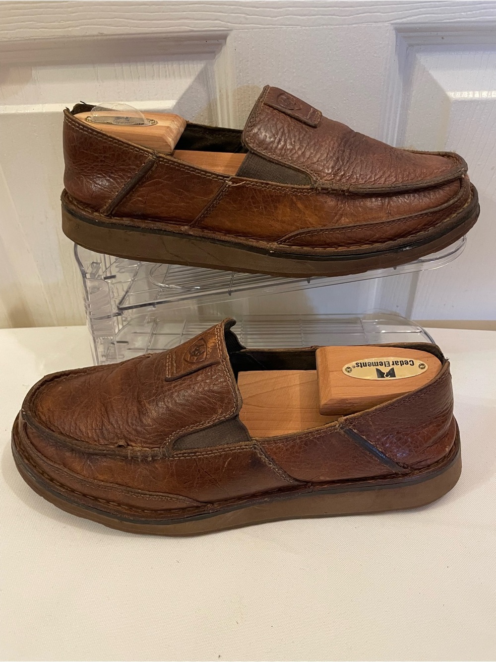 ARIAT Men’s Cruiser slip on shoes